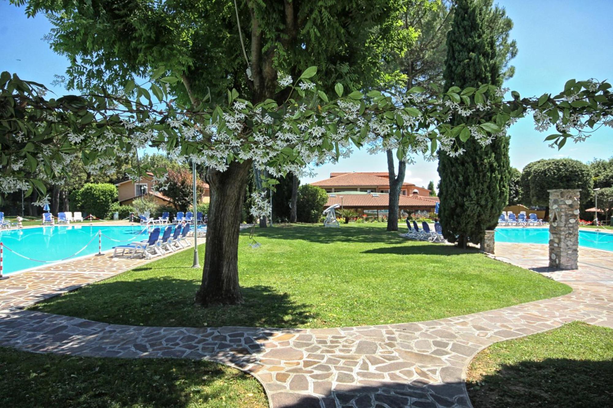 West Garda Hotel Padenghe sul Garda Eksteriør bilde